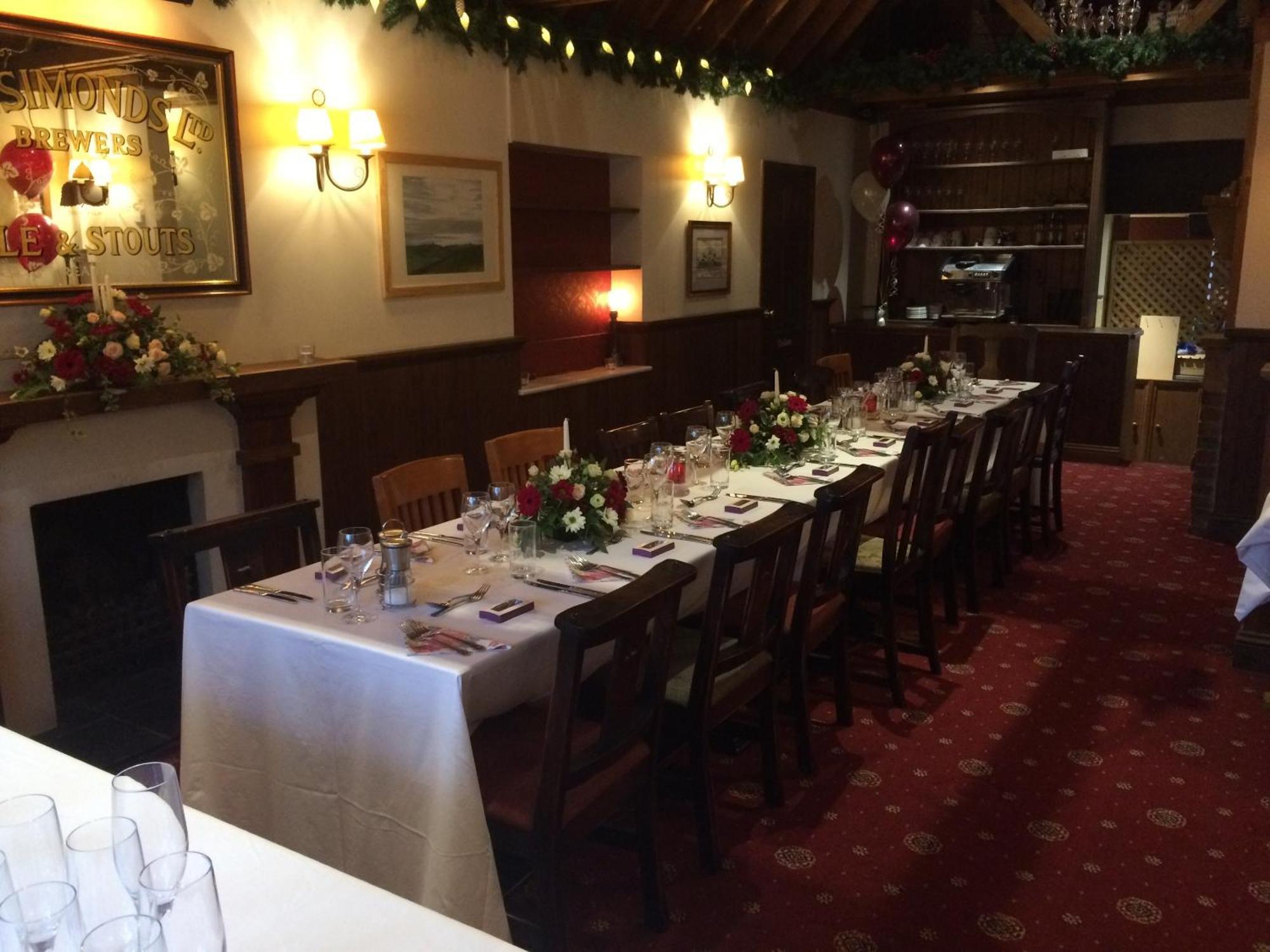 The Wheatsheaf Inn Cuckfield Esterno foto