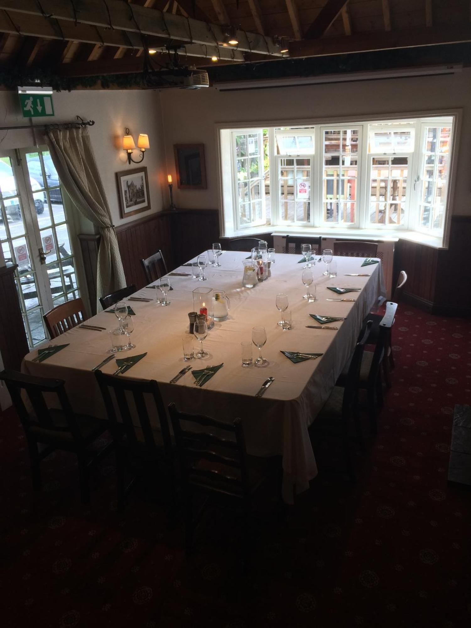 The Wheatsheaf Inn Cuckfield Esterno foto