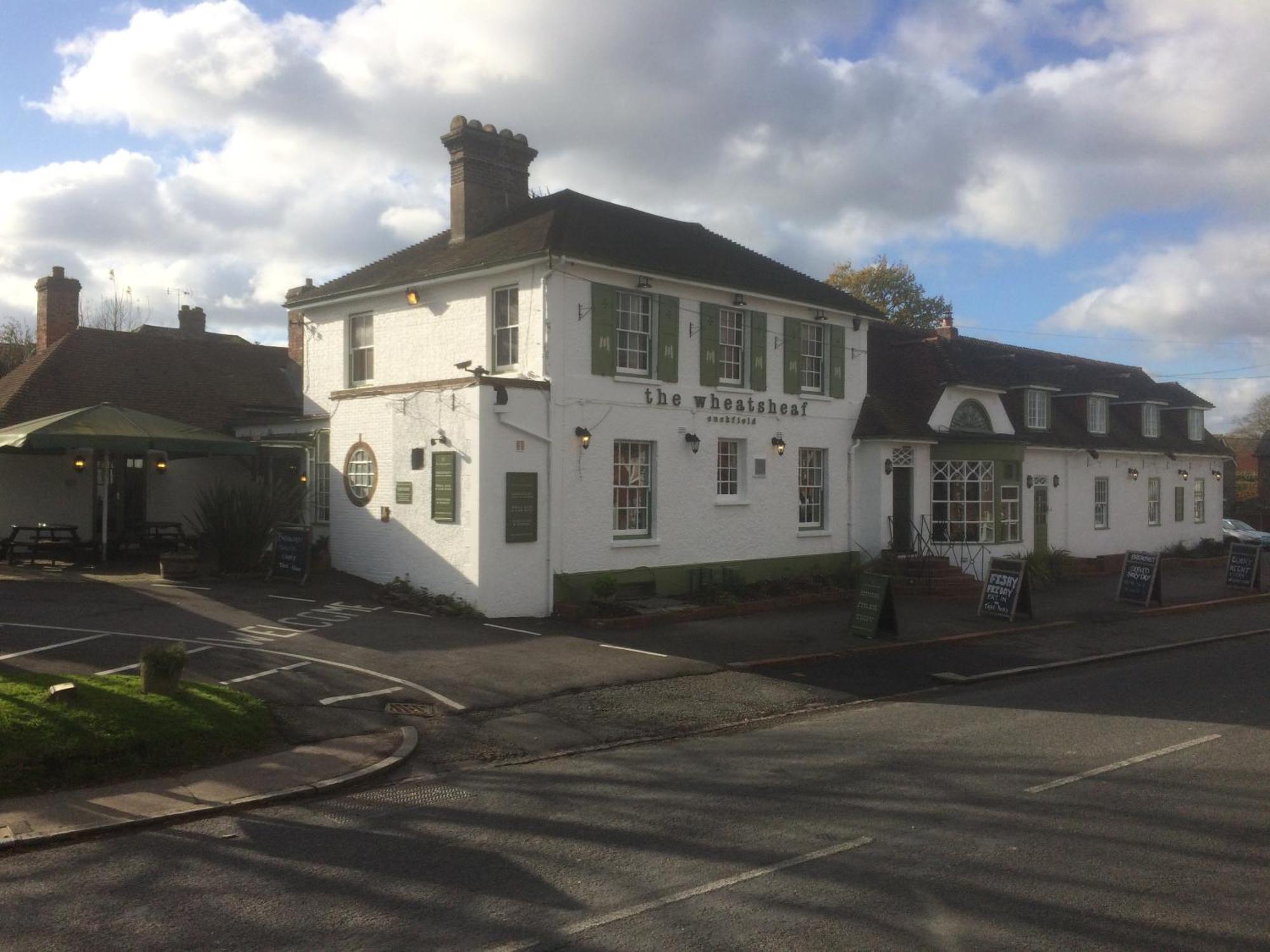 The Wheatsheaf Inn Cuckfield Esterno foto